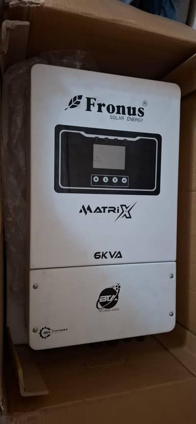 fronus matrix 6kw hybrid like new in wranty