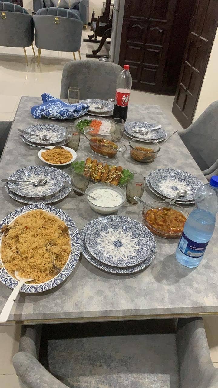 6 seater dining table 2