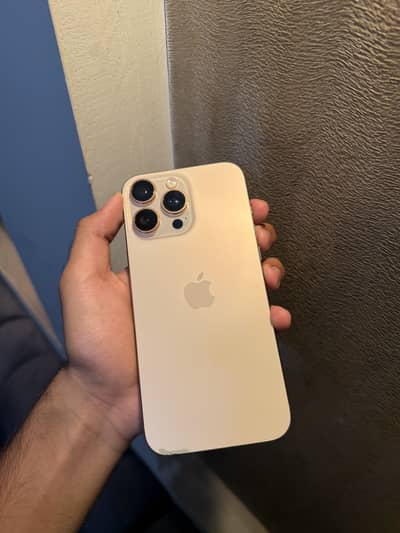 Apple iPhone 16 Pro Max jv