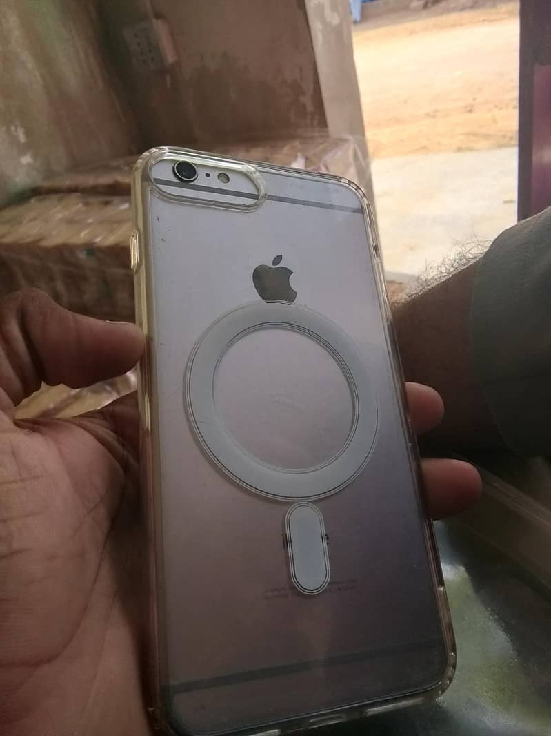 Apple iPhone 6S Plus 6