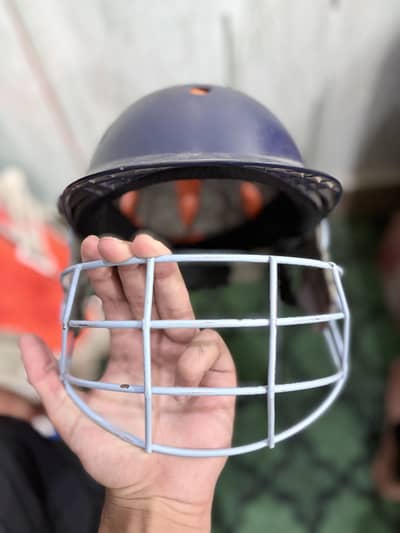 Cricket helmet