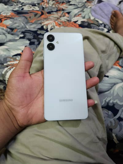 Samsung Mobile A06
