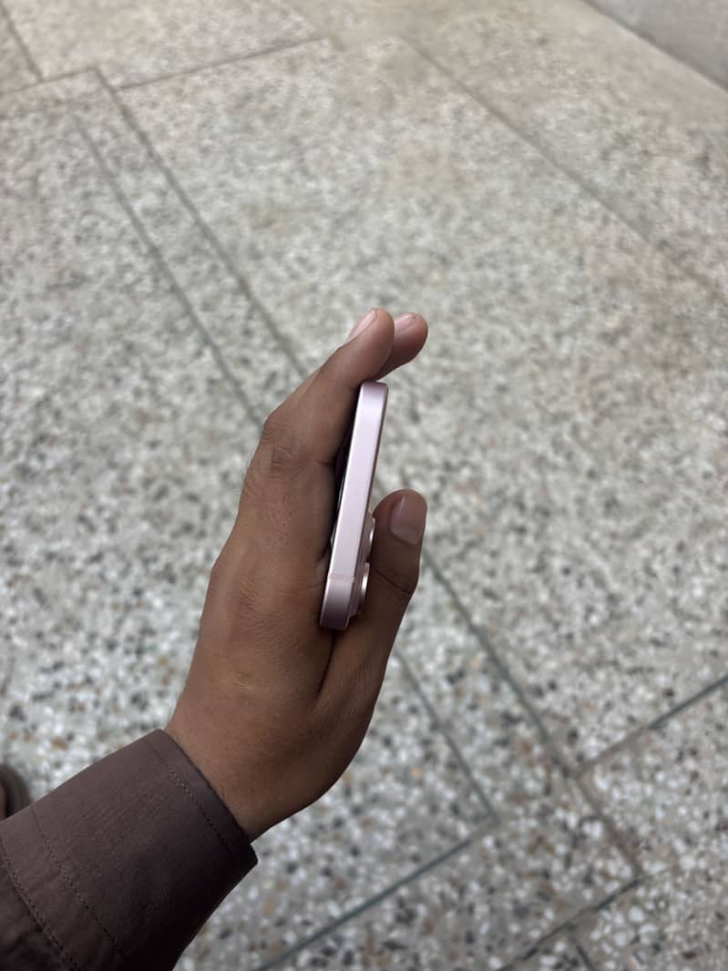 Apple iPhone 15 1