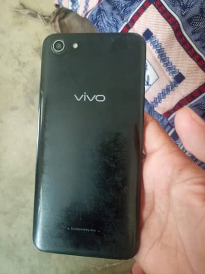 vivo y81 pta offical 2 sim chlata hy 1 memory card koi masla nahi hy