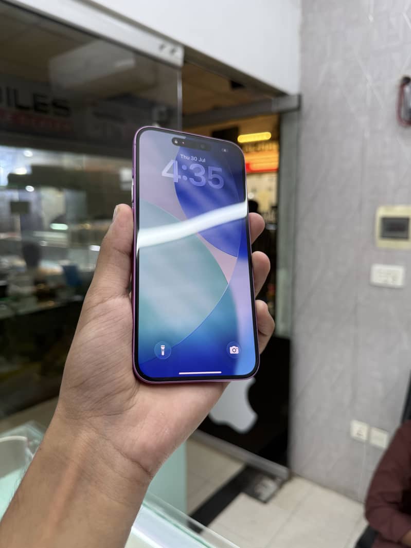Apple iPhone 16 Plus 5