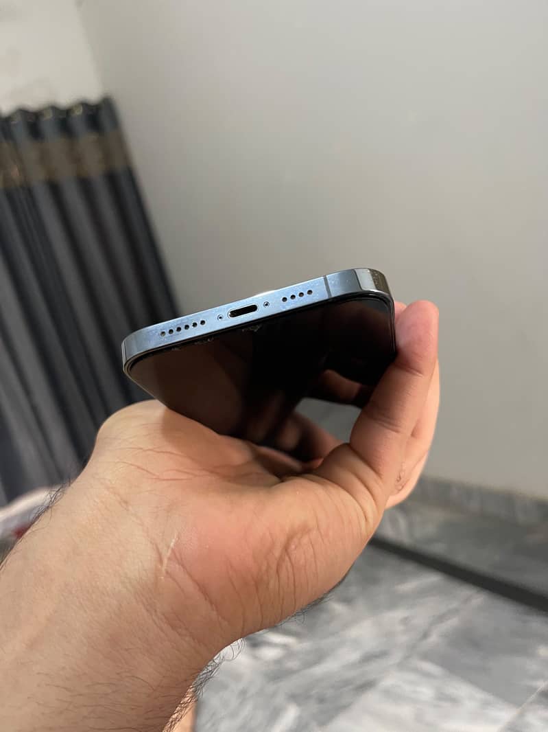Apple iPhone 13 Pro Max 5