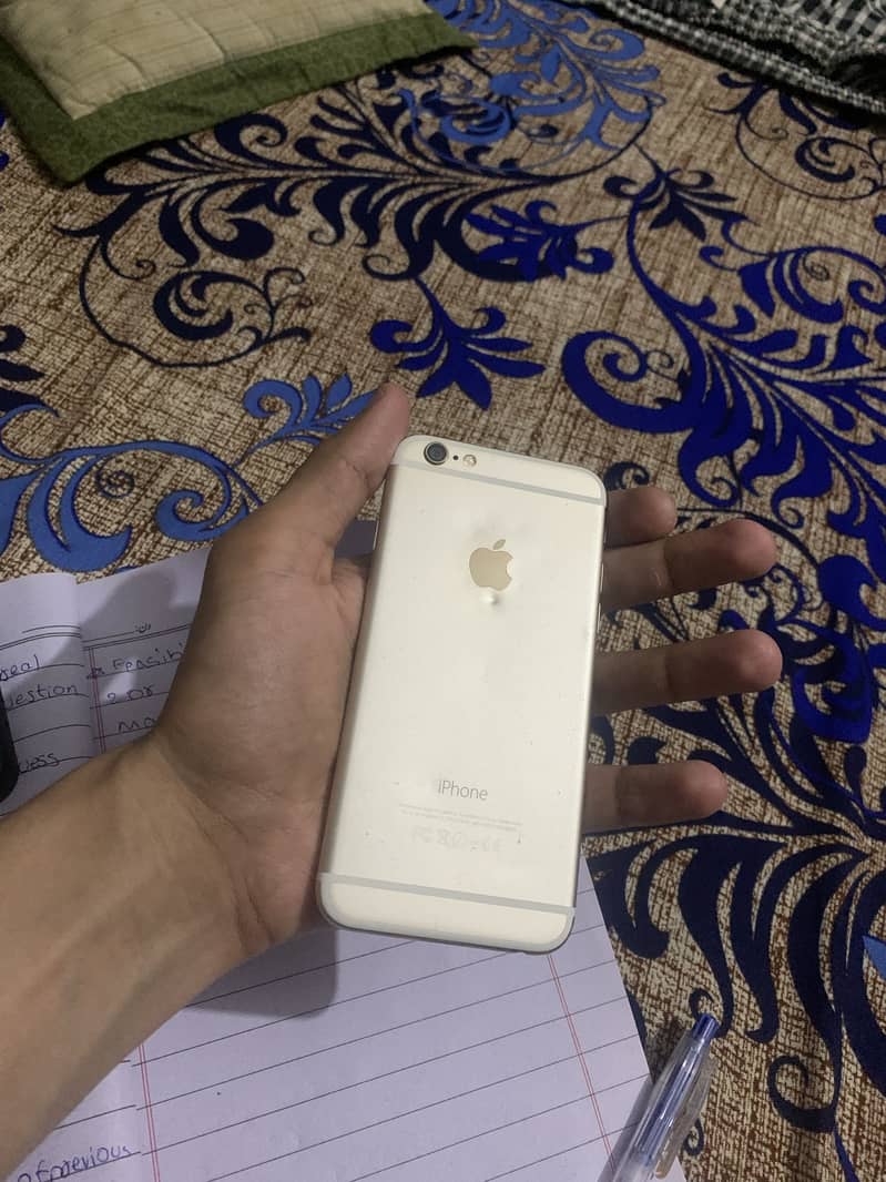Apple iPhone 6 3