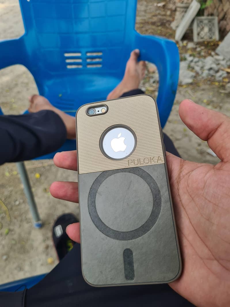 Apple iPhone 6S 3