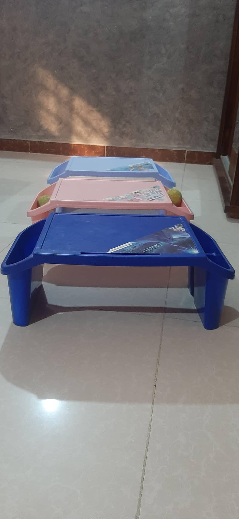 study table for plactic 1