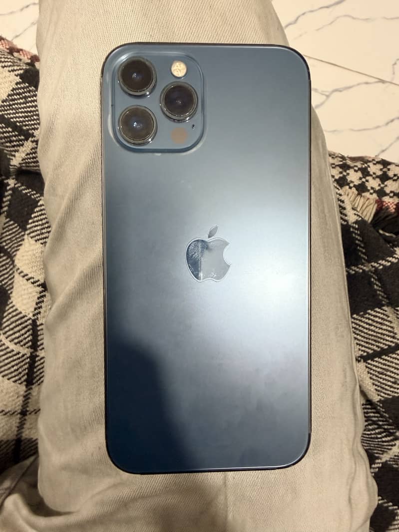 Apple iPhone 12 Pro Max 3