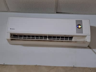 Gree AC Non-Inverter 1.5 Ton