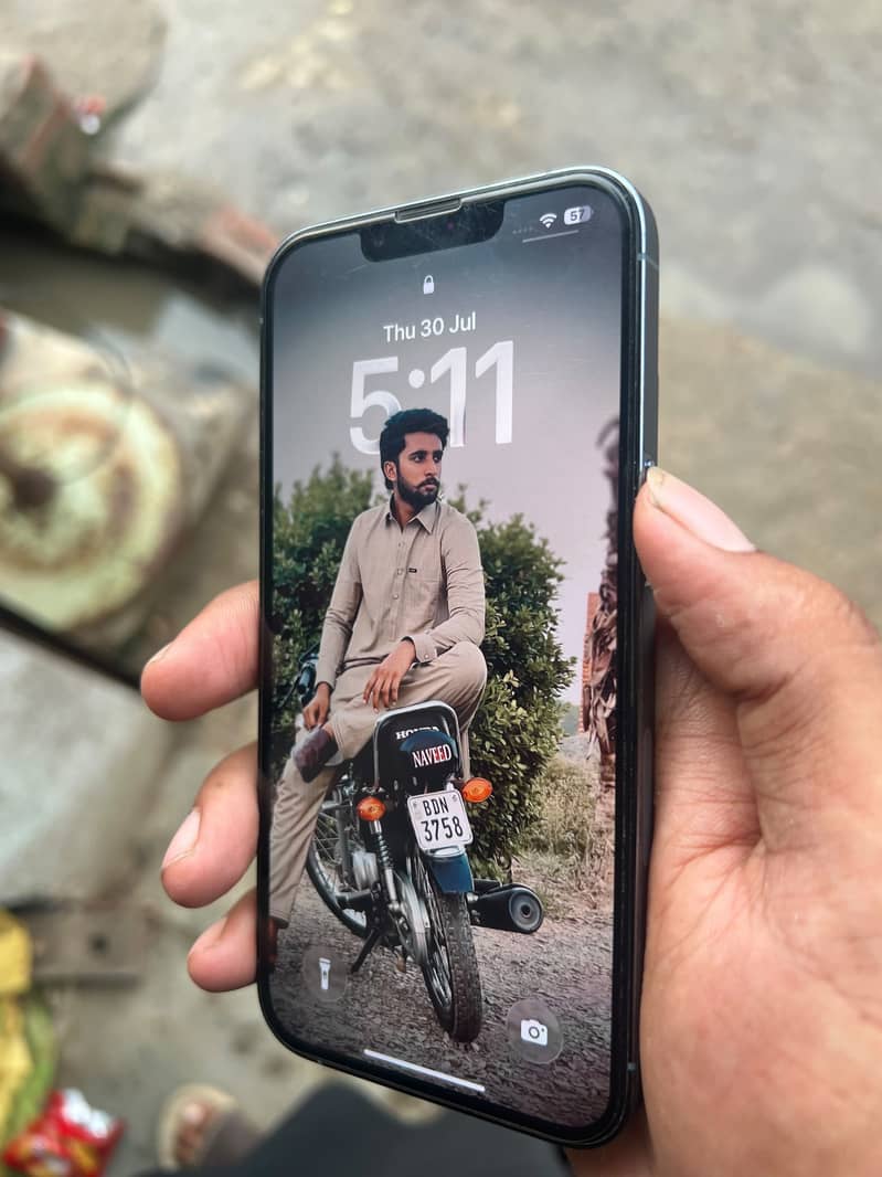 Apple iPhone 13 Pro 3