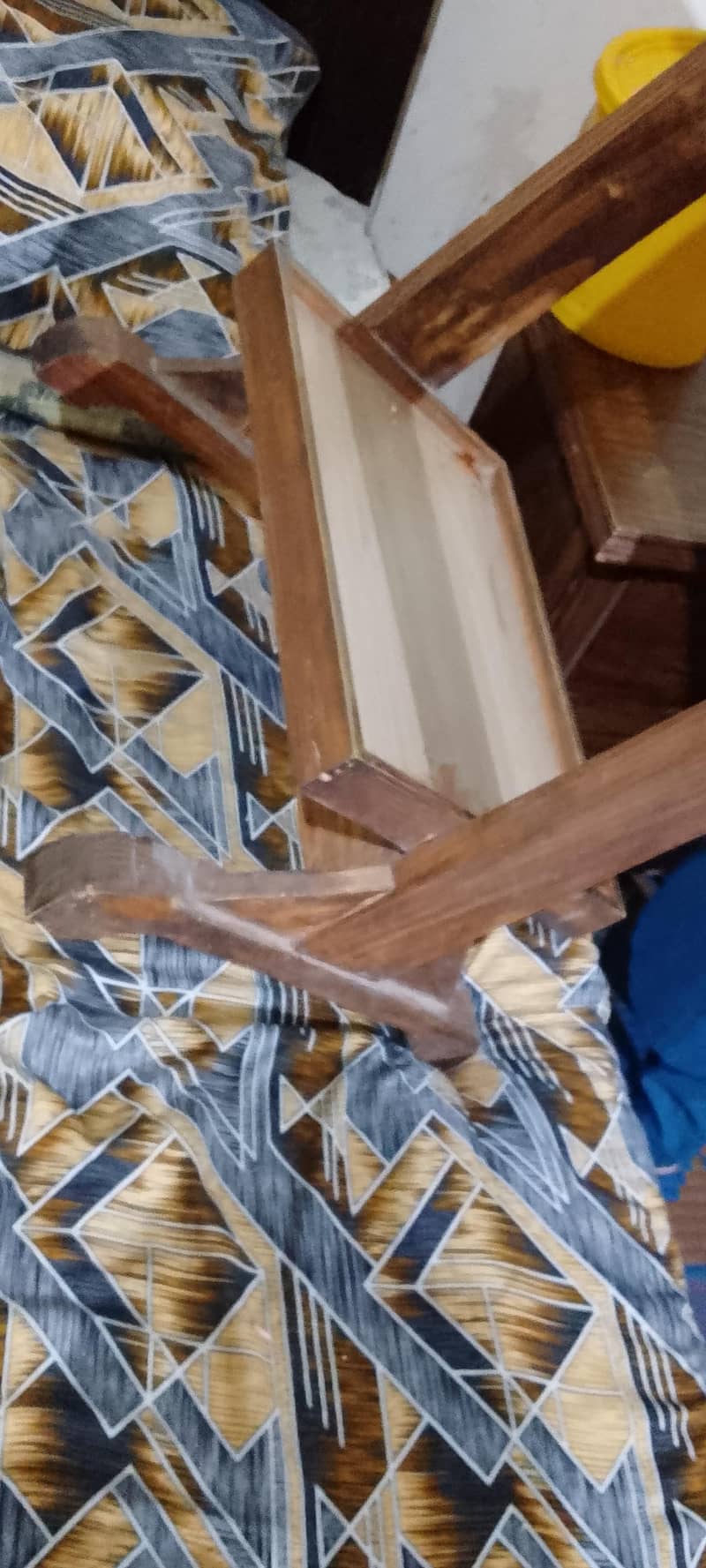 wood stool 3