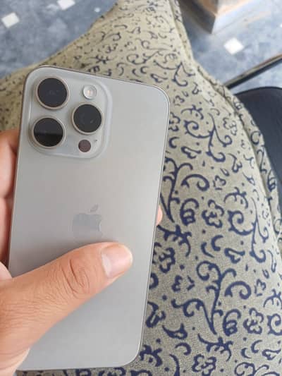 I phone 15 pro Max 256GB LL/A Variant | Immaculate 10/10