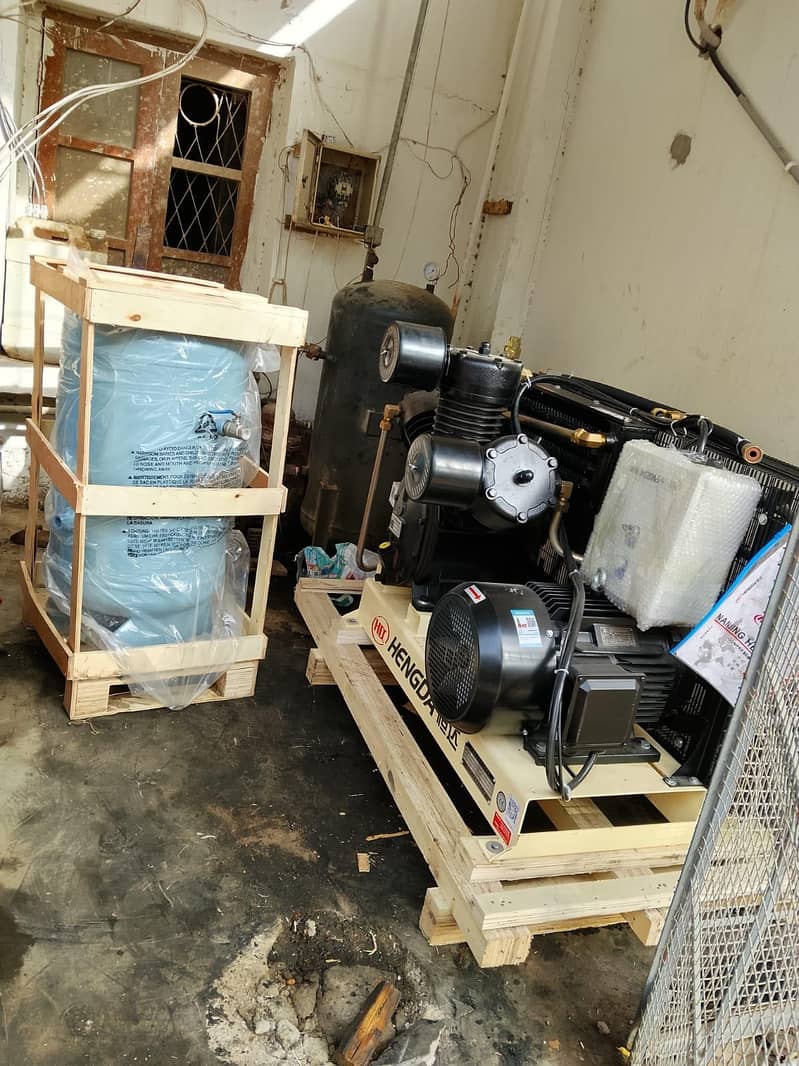 Pet Blowing Machine 5