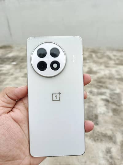 One Plus Ace 5 urgent sale /Official PTA approved/  Snapdragon 8 gen 3