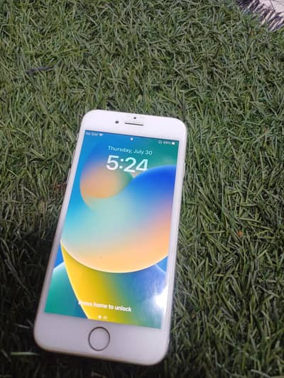 Apple iPhone 8