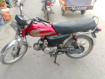 urgent sale yahama dhoom bike 2022 modle