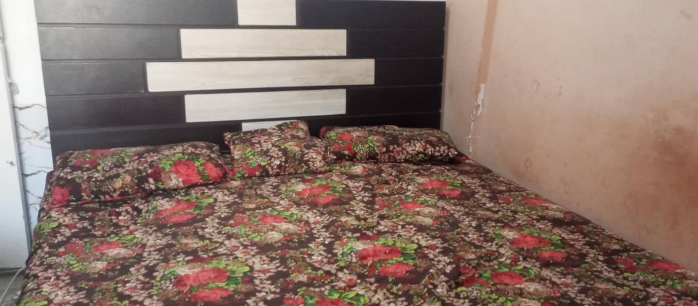 bedroom set 0