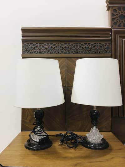 Pair of Table lamp