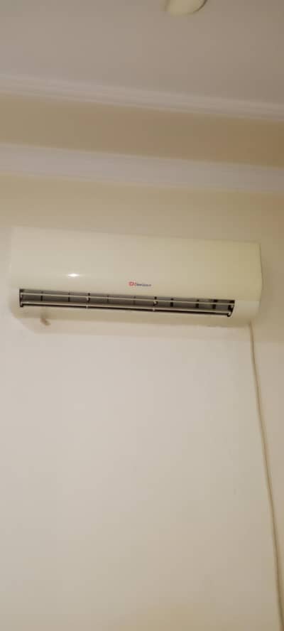 Dawlance 1 Ton Ac Original Condition