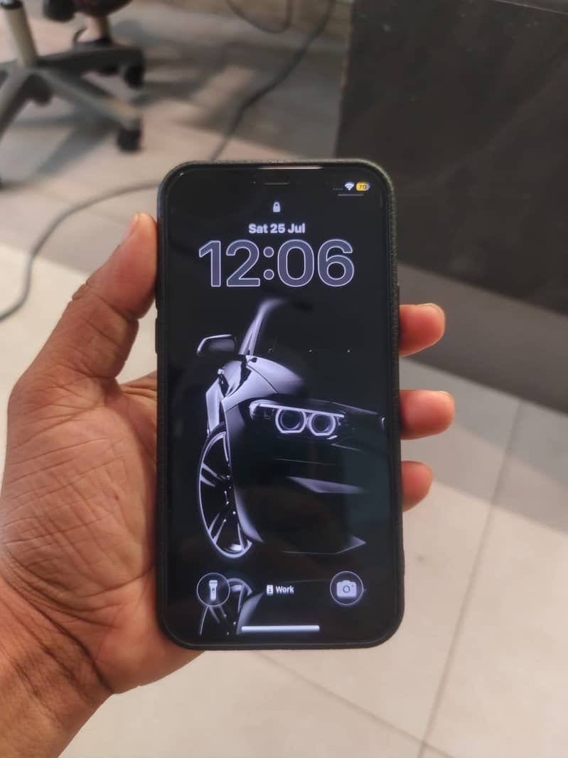 Apple iPhone 12 0