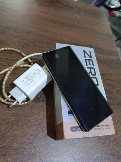 infinix zero 30 8/256 full box home use