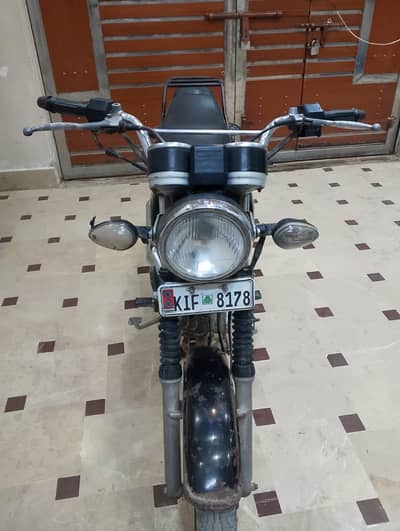 Suzuki gs 150