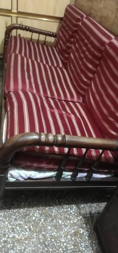wooden 5 seaters sof set