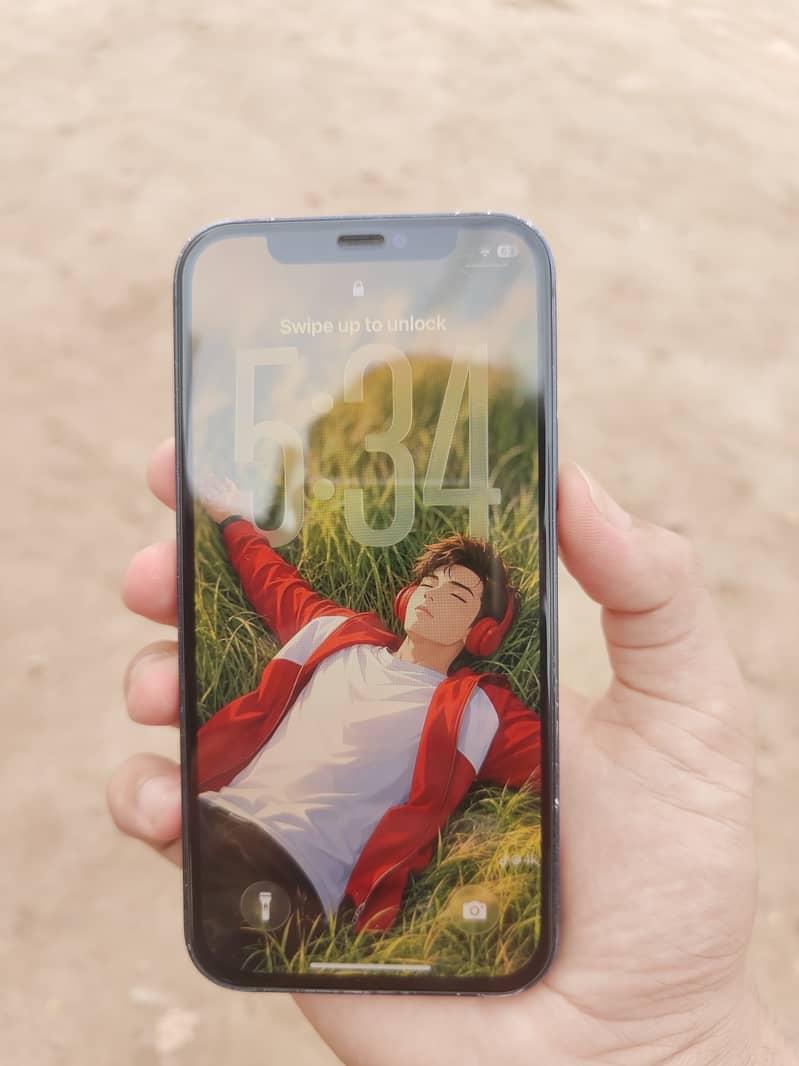 Apple iPhone 12 3