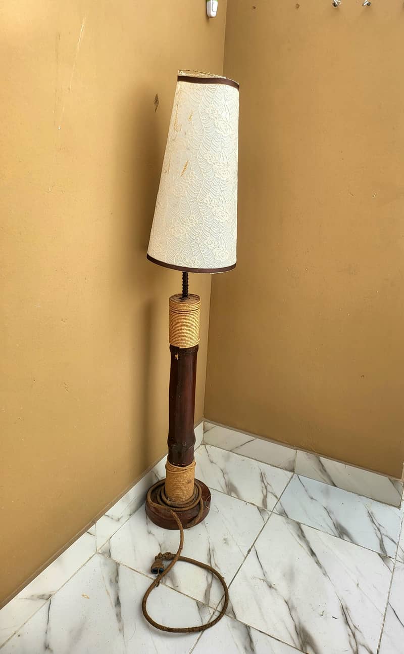 imported lamp 0