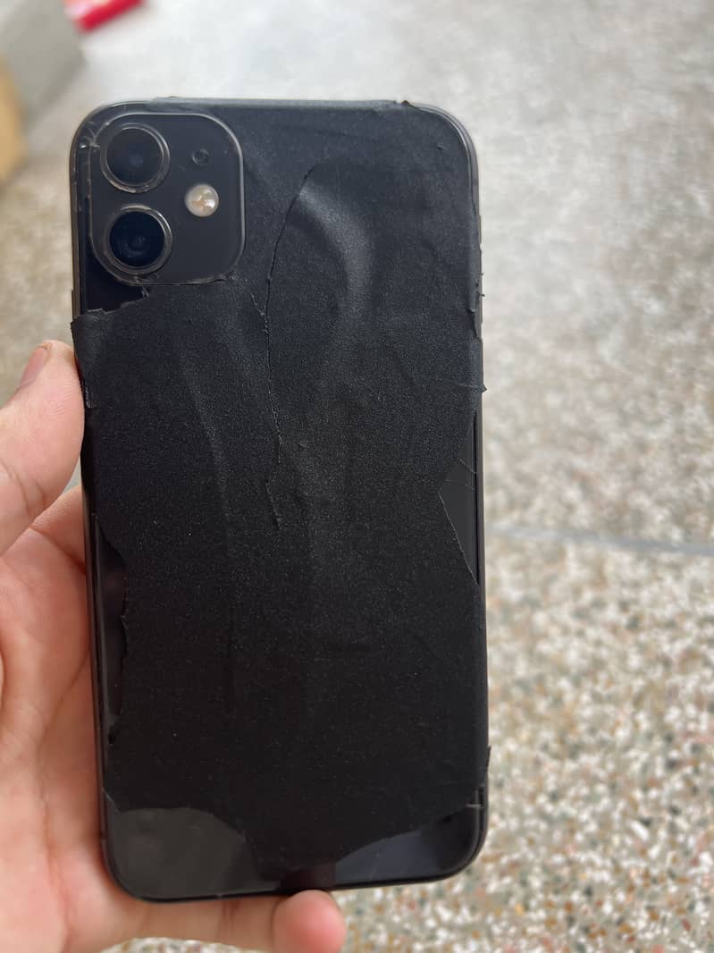 Apple iPhone 11 2