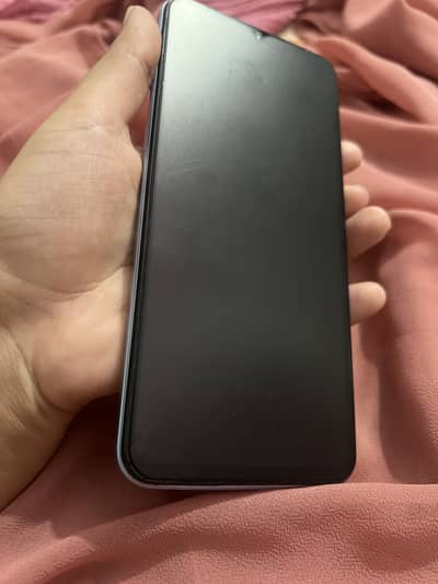Vivo y33s 128 gb with box n chrger