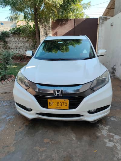 Honda Vezel Hybrid Z Sensing 2015/2015