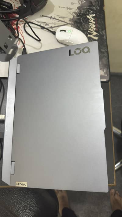Lenovo LOQ 16GB RTX 4060 8GB 512 GB / 01 TB