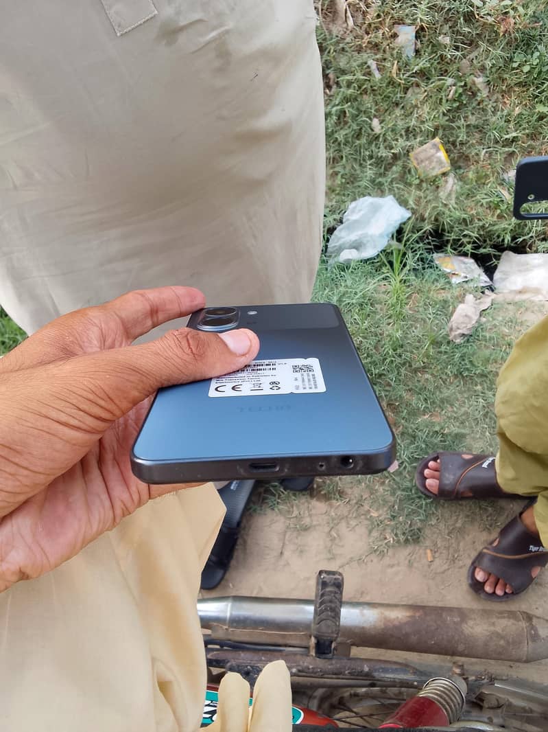 Tecno Spark Go 1