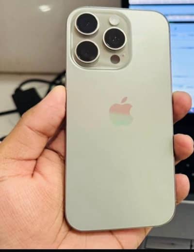 Apple iPhone 16 Pro