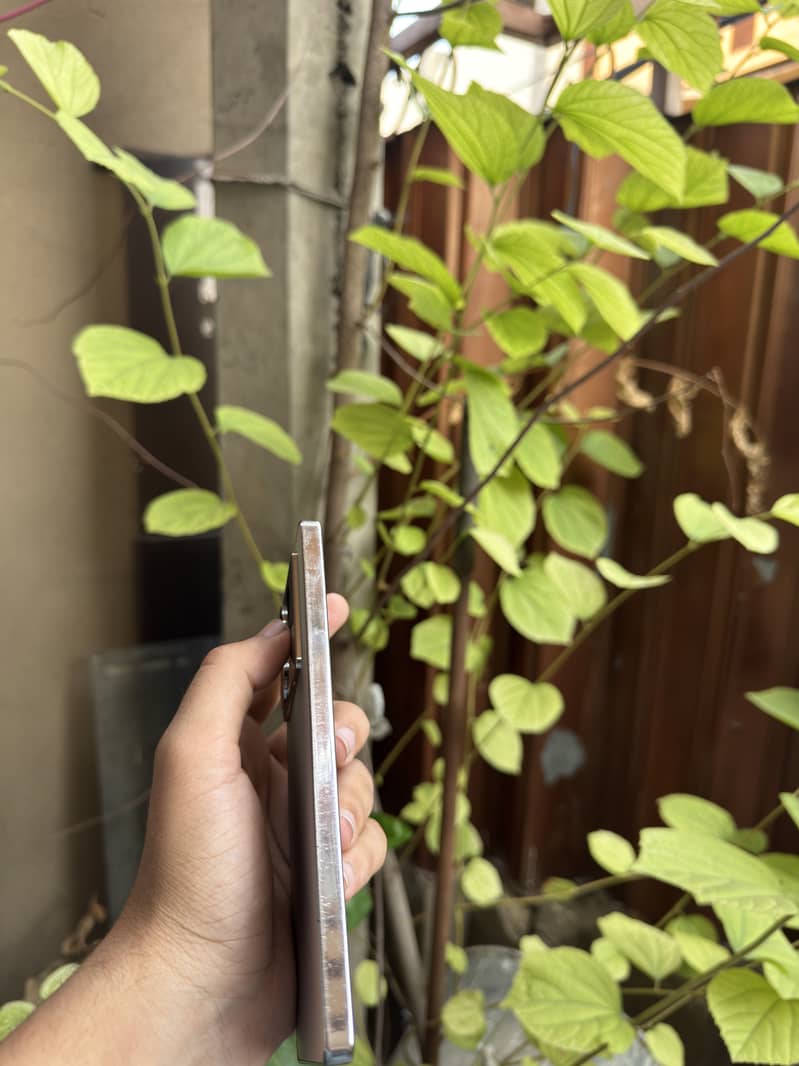 Infinix Note 40 4