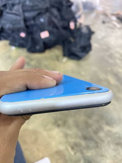 Apple iPhone XR
