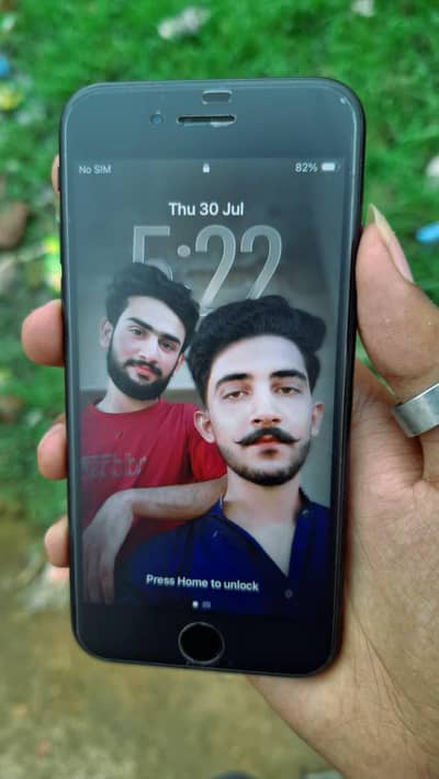 Apple iPhone SE 2020