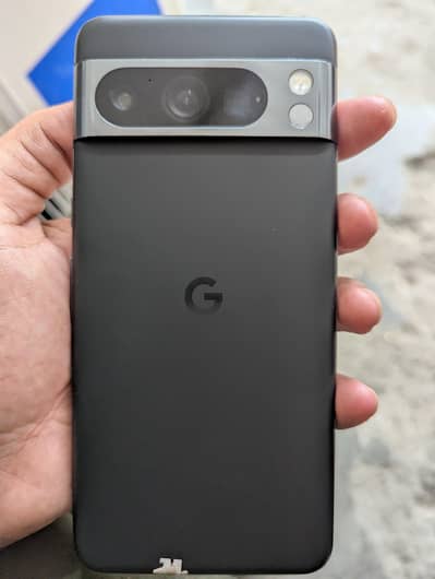 Google Pixel 8 Pro