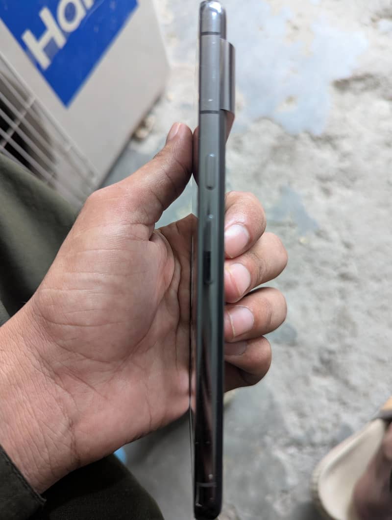 Google Pixel 8 Pro 3