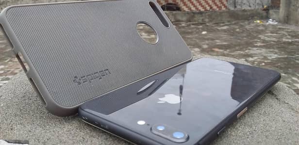 Apple iPhone 8 Plus pta ha urgent sale read add