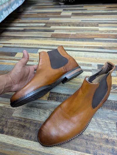Tan Brown Leather Chelsea Boots Important