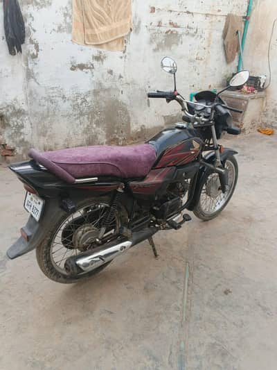 Honda pridor