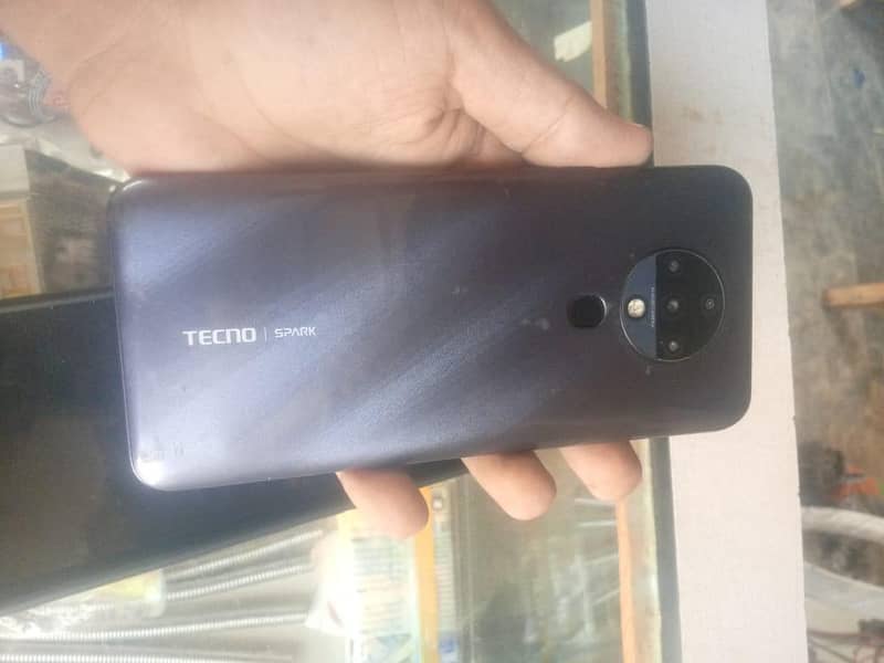 Tecno Spark 6 0