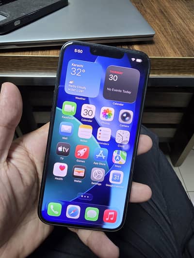 Apple iPhone 17e