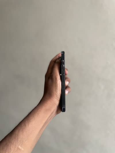Apple iPhone 14 Pro jv