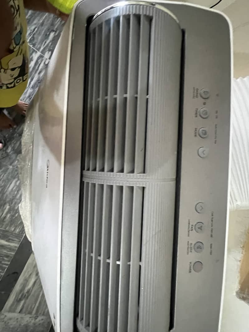Portable AC 0