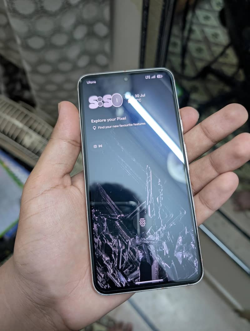 Google Pixel 8 1